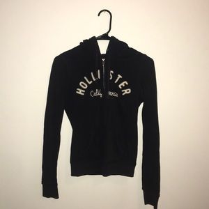 Women’s Hollister zip up Sweater